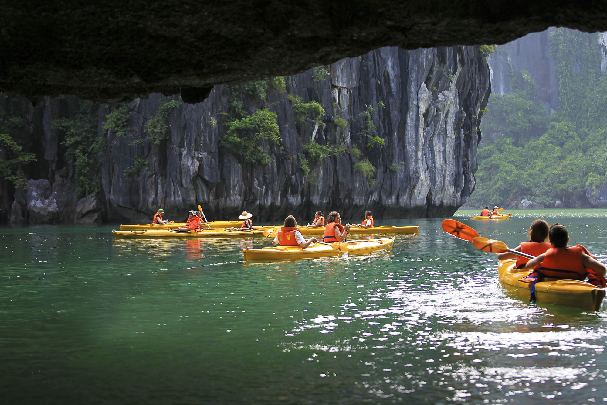 Aclass Legend Cruise Hotel Ha Long Exterior photo